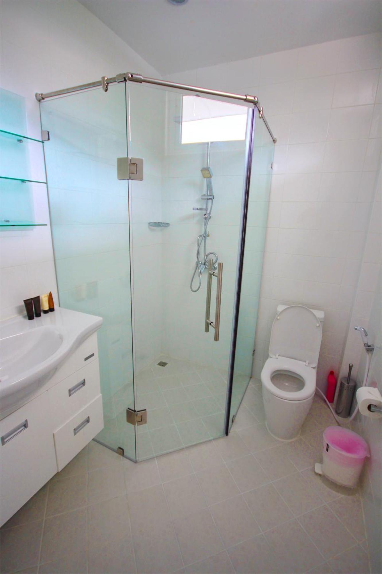 Beachside 3-Bedroom Townhouse W Private Pool At 70 Meters From Beach บ้านบางปอ ภายนอก รูปภาพ